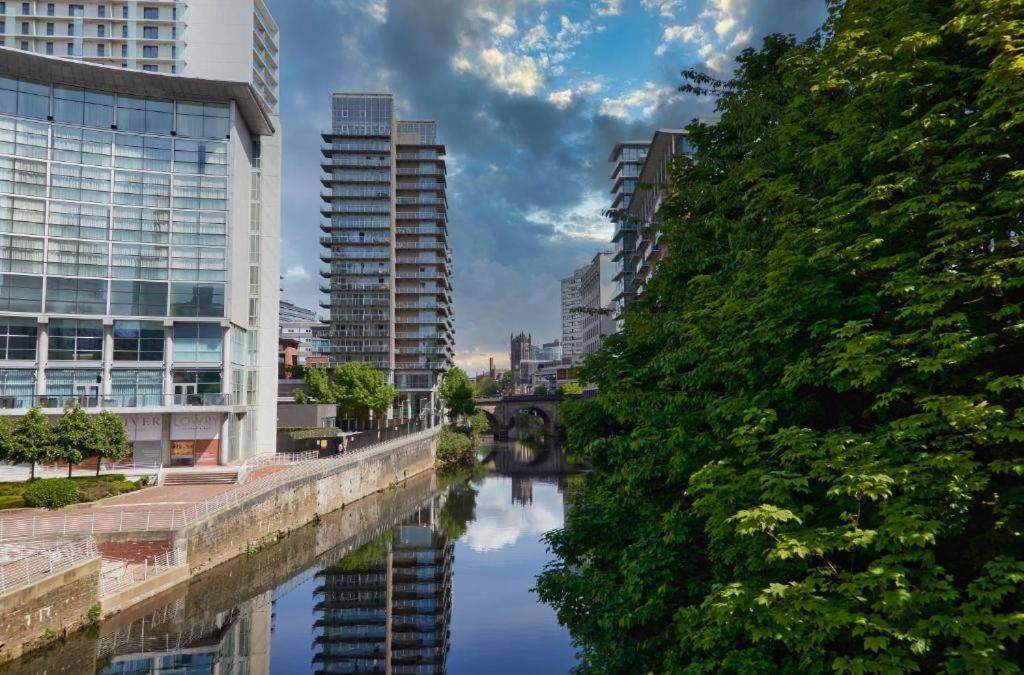 Adelphi Wharf Luxury Apartments マンチェスター エクステリア 写真